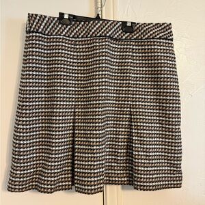 Talbots Wool Blend Houndstooth A-Line pleated Skirt NWT – Size 16